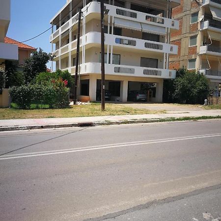 Jenny'S Luxury Flat Near The Center & Beach Calamata Exterior foto